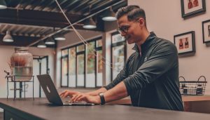 6 Must-Have Skills and Tools for Online Trainers